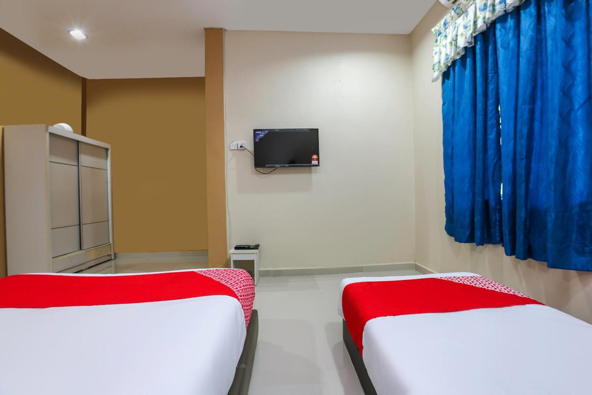 Oyo 89933 Nun Hotel Jeli Exterior foto